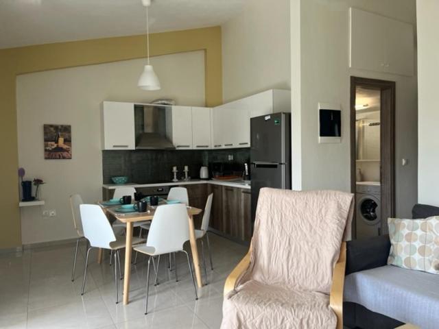 Polychrono Apartments Bagian luar foto