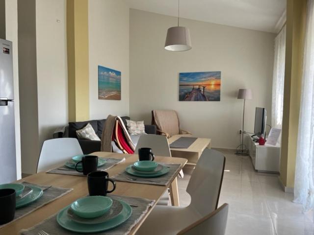 Polychrono Apartments Bagian luar foto